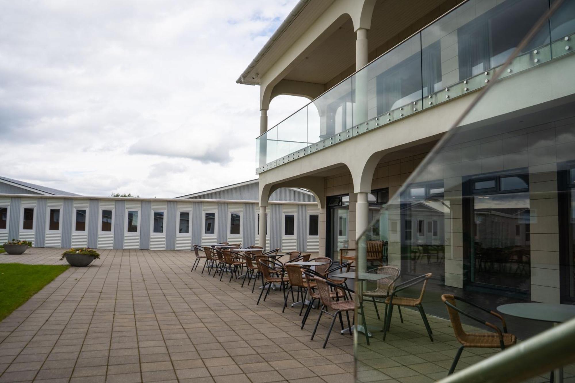 Stracta Hotel Hella Exterior photo